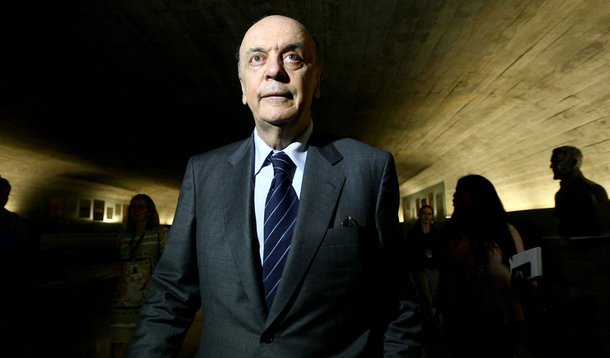 Colunista do Valor pede Serra na disputa em 2014
