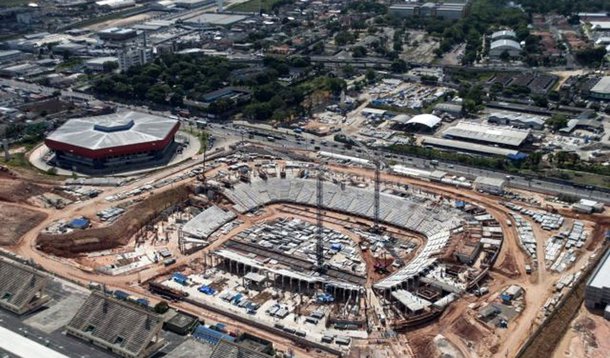 FIFA, Governo e COL visitam Arena da Amazônia, em Manaus