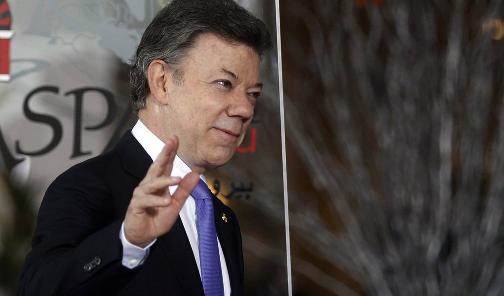 Cirurgia de Juan Manuel Santos foi bem-sucedida