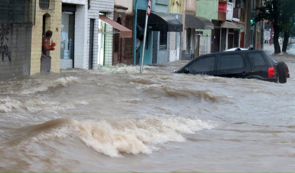 SP tem 90 pessoas desalojadas por causa do temporal