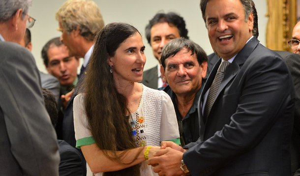 Yoani apela a Aécio: “Não nos deixe sós em Cuba”