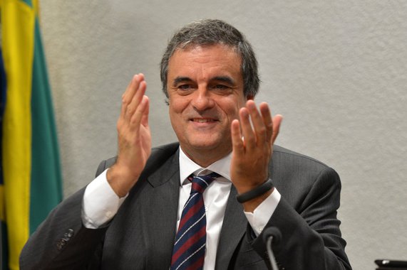 Novo ministro do STF deve ser escolhido neste mês