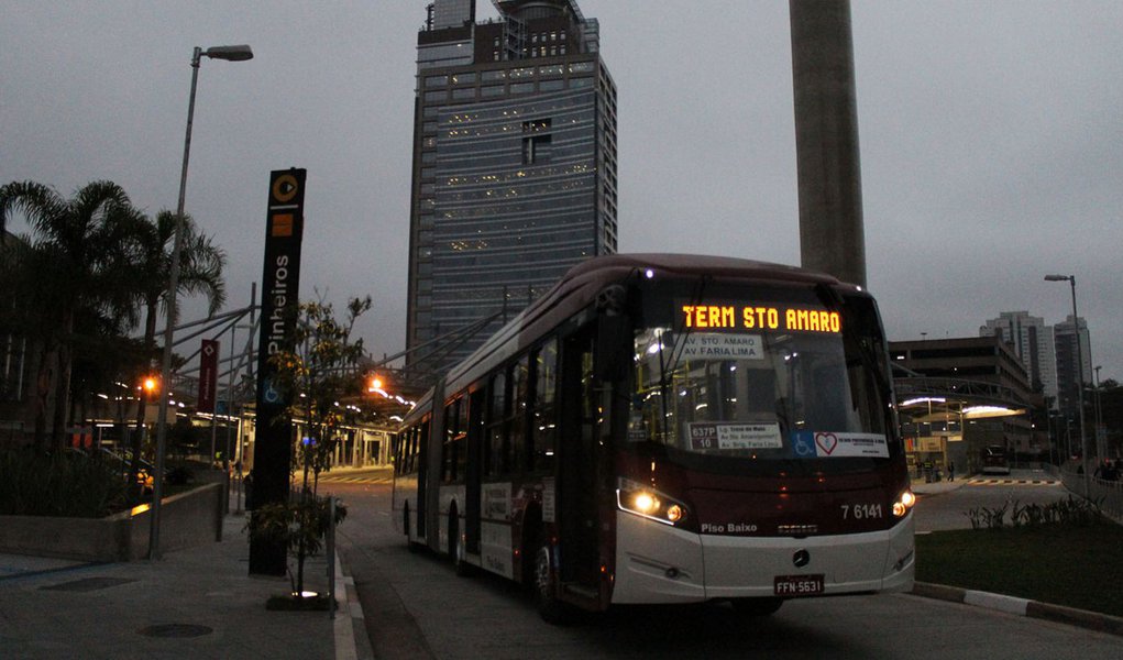 Publicada MP que zera PIS e Cofins de transporte