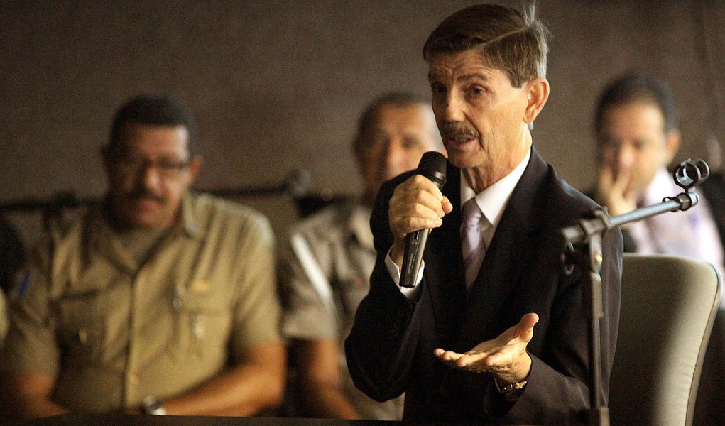 Perito aponta falhas na primeira perícia realizada em PC Farias  e Suzana Marcolino