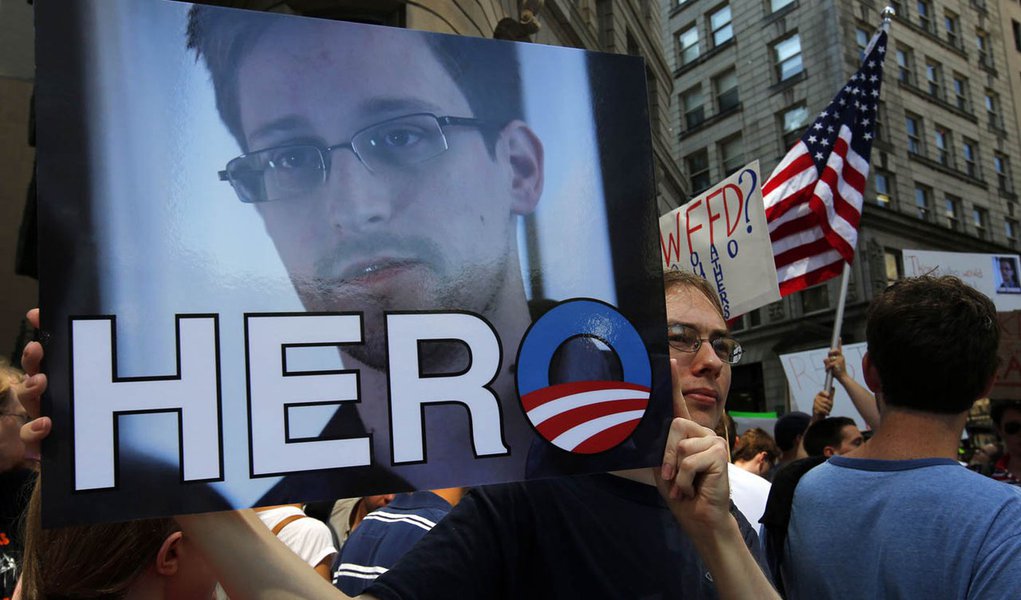 Rússia ainda não recebeu pedido de asilo de Snowden