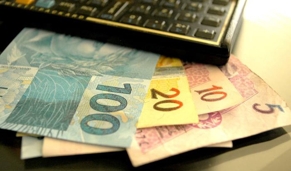 Economia, contas a pagar, despesas gerais.