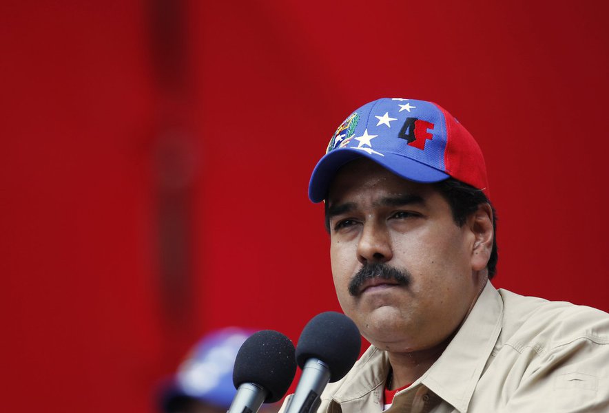 Maduro oficializa candidatura à presidência da Venezuela