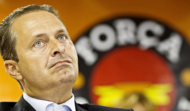 Alheio a Abin, Campos parte contra a MP 595