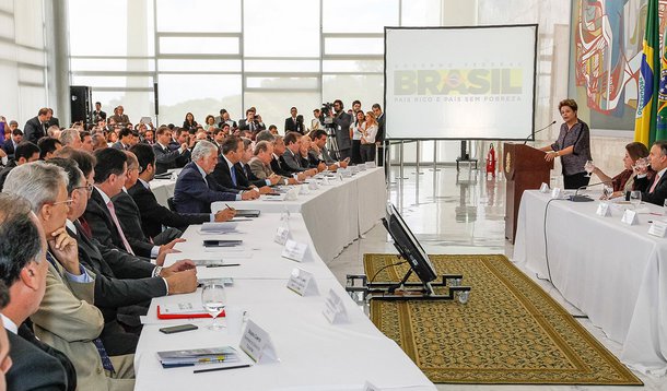 Dilma anuncia R$ 543 milhões do PAC 2 para Bahia