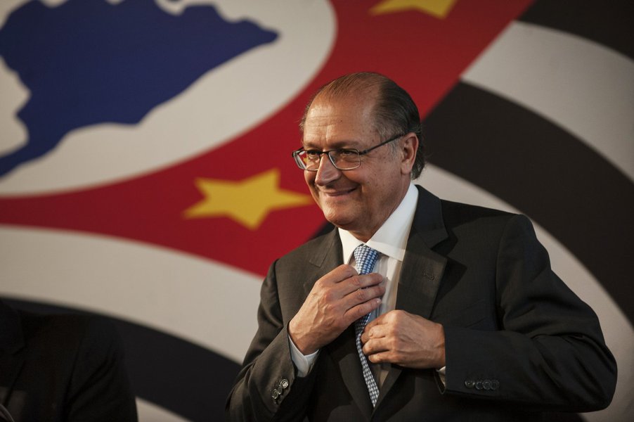 Alckmin pede renegociação da dívida de São Paulo