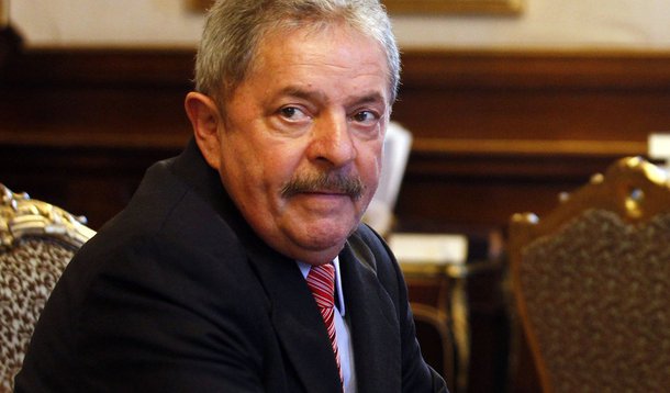 Imóveis listados pelo "Financial Times" nunca foram de Lula