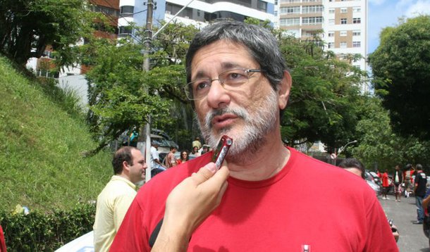 Gabrielli acredita que 'mensalão' não atrapalhou o PT nas urnas