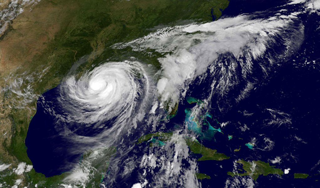 Furacão Isaac toca a terra na Lousiana