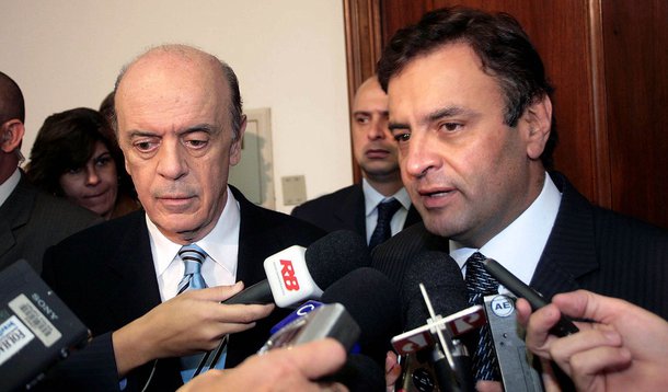 Tucanos continuam divididos sobre candidatura de Aécio