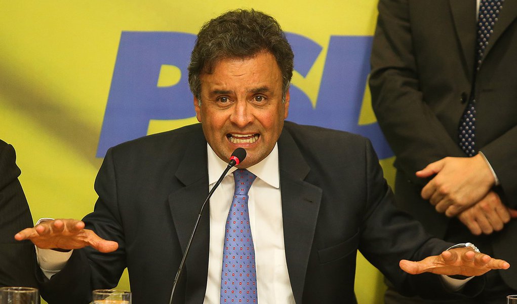 "Pancadaria": é o que Aécio Neves espera para 2014