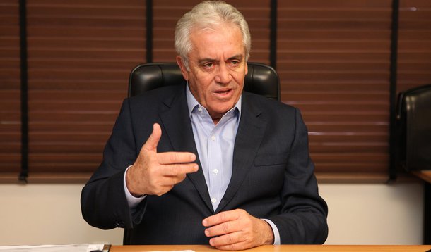 PSD lamenta falta de solidariedade do PT