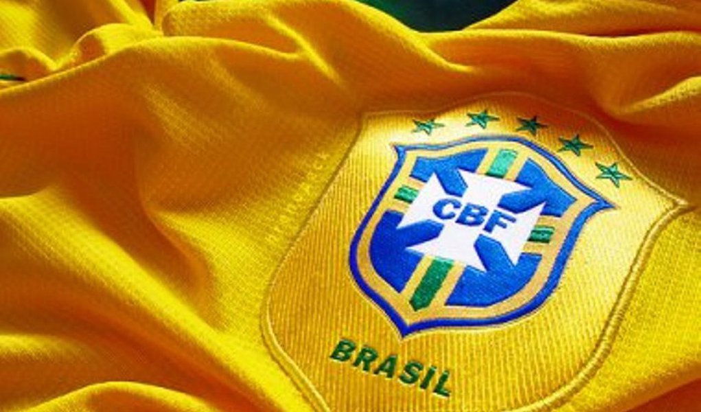 Brasil continua de fora do "top ten" do ranking da Fifa
