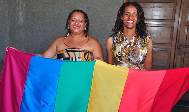 Conquista realiza 1º casamento homoafetivo no interior