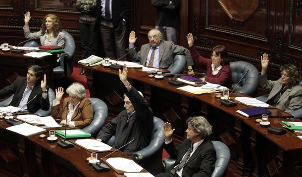 Congresso uruguaio descriminaliza aborto