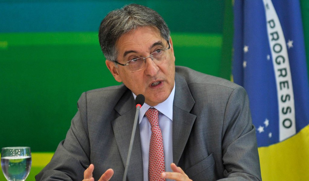 Desoneração da folha alcançará toda a indústria até 2014