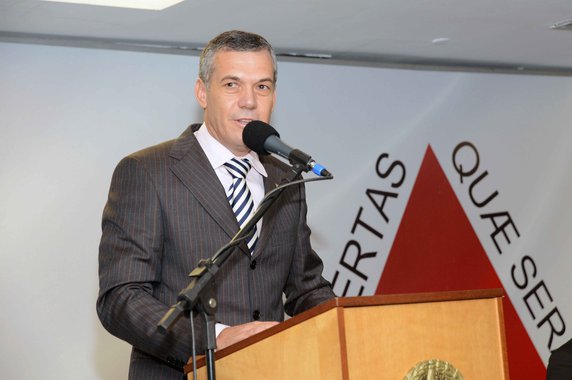 Minas gerou mais de 25 mil empregos em maio