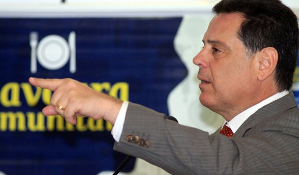 Perillo anuncia nos EUA potencial da economia goiana