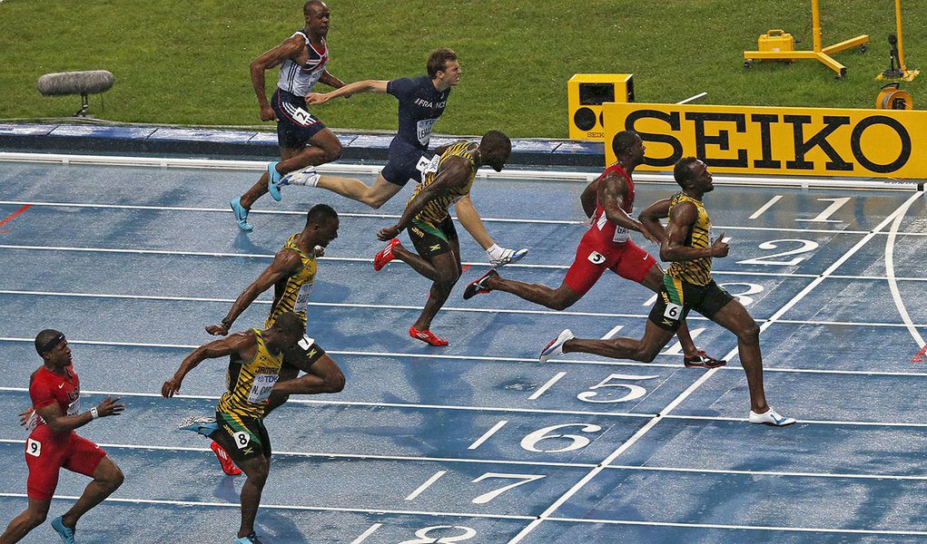 Bolt recupera coroa dos 100m no mundial em Moscou