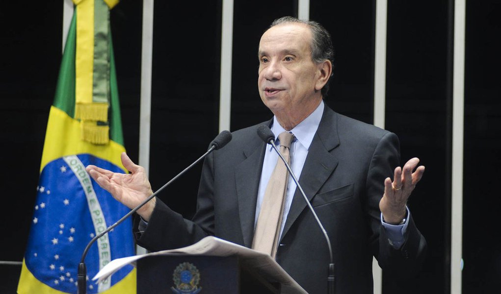 Aloysio: proposta de plebiscito é "insensata"
