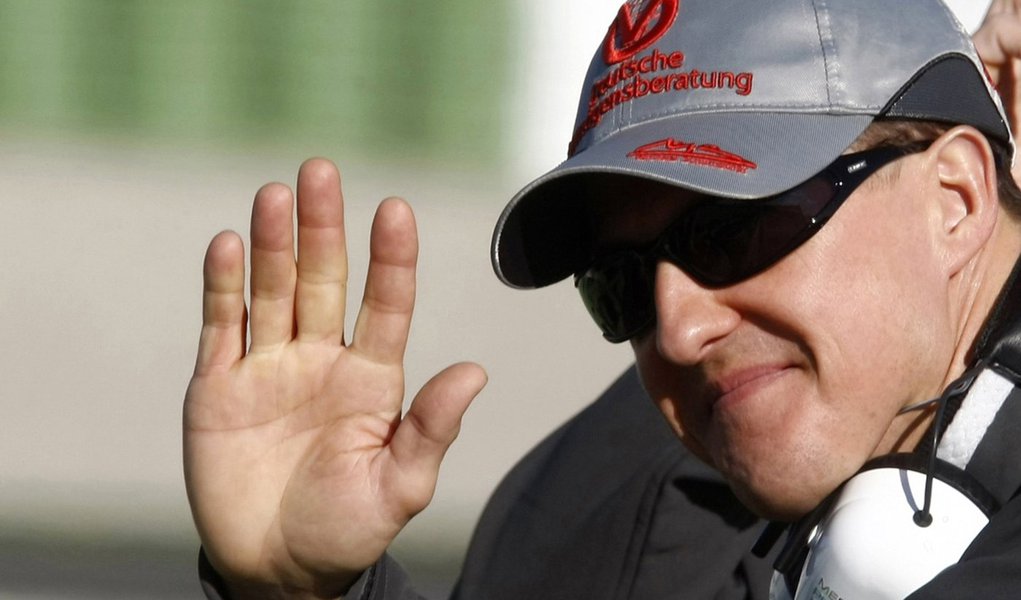 Schumacher anuncia aposentadoria da F1 pela 2ª vez