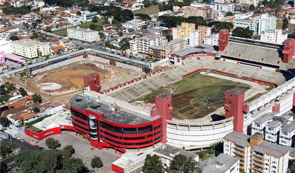 Atlético-PR terá de pagar diferença em empréstimo do BNDES