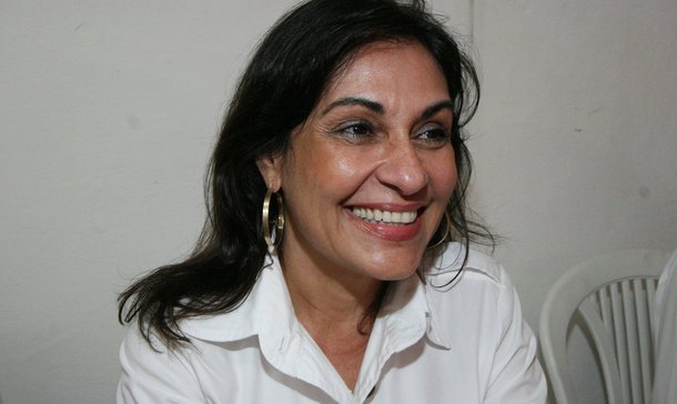 Primeira-dama da Bahia fala de "esperança" em ACM