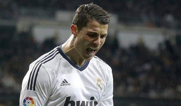 Cristiano Ronaldo marca e Real Madrid bate Grêmio e ganha Mundial de Clubes