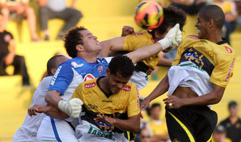 Bahia joga mal e toma 3 a 1 do Criciúma
