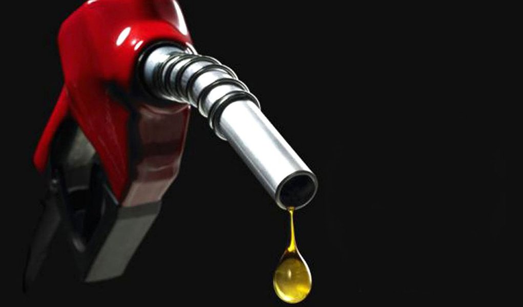 Copom descarta reajuste nos preços da gasolina e do gás