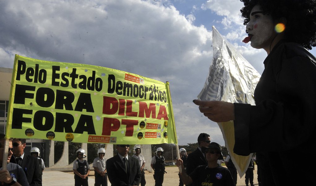 Governo marca para amanhã acordo que dará fim à greve