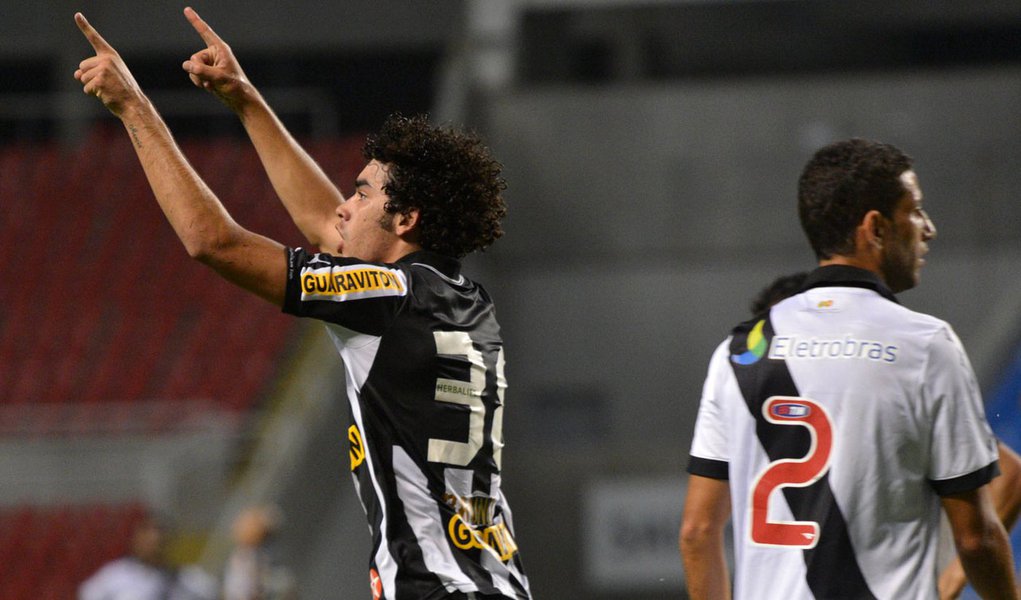  Fogão vence o Vasco com virada dupla 