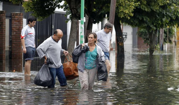 "Dilúvio" mata pelo menos 56 pessoas na Argentina