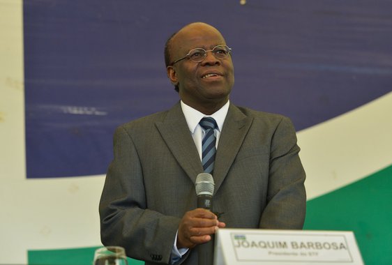 DCM: Brasil é hoje refém do ditador Joaquim Barbosa