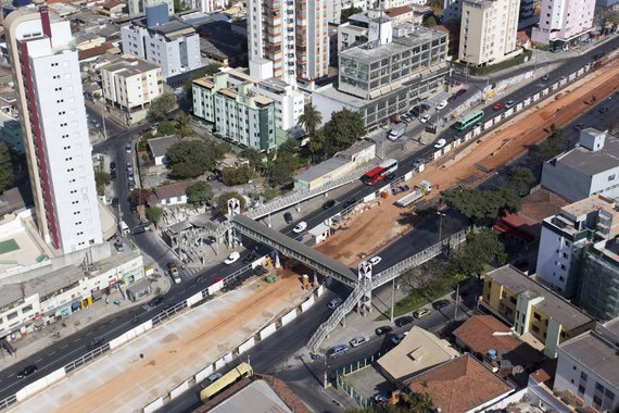 Obras do BRT da capital quase paradas