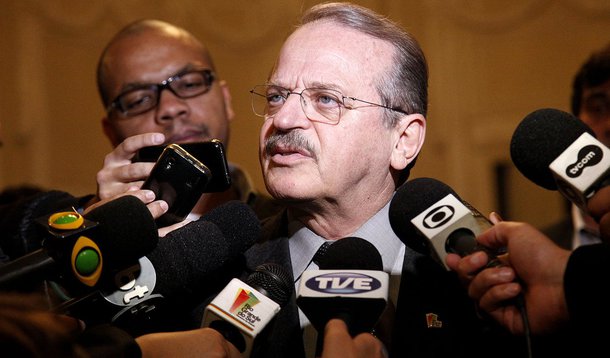 Tarso reforça: PMDB é mais 'problema que solução'