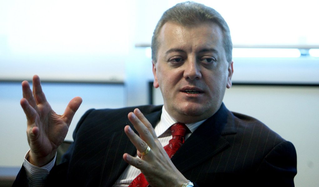 BB lucra R$ 3 bi no trimestre