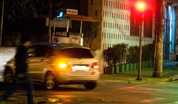 Maioria acha fácil desobedecer lei no Brasil