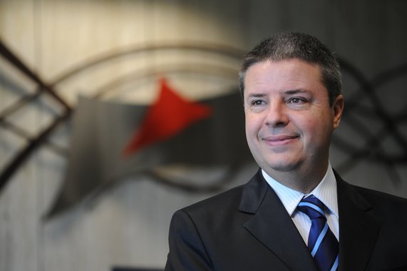 Anastasia tem 36% de aprovação, diz CNI/Ibope