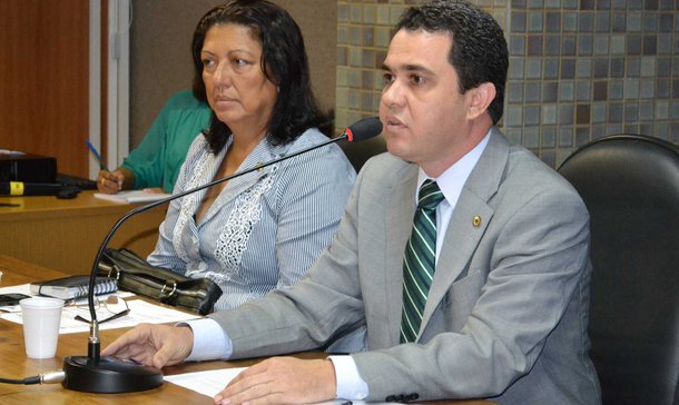 Deputados tentam barrar reajuste nos pedágios