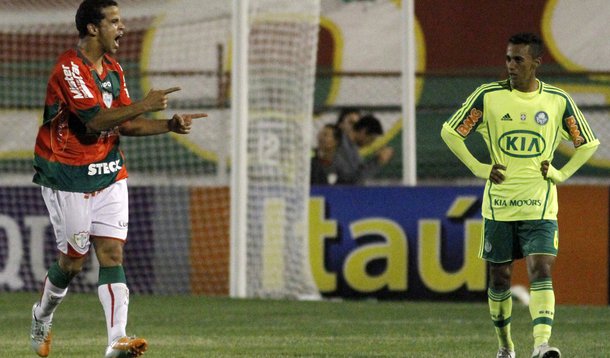 Palmeiras perde da Lusa e segue na degola