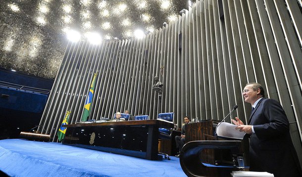 Senador Renan Calheiros (PMDB-AL) espera aprovaÃ§Ã£o este ano de projeto que garante autonomia ao Banco Central (PLS 102/2007)