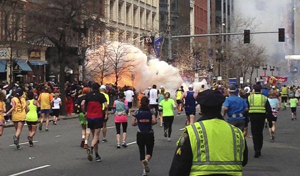 FBI mantém caçada aos terroristas de Boston