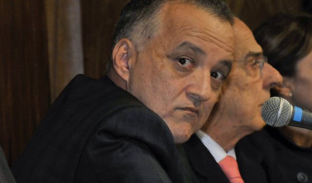 Sem Thomaz Bastos, Cachoeira pode falar
