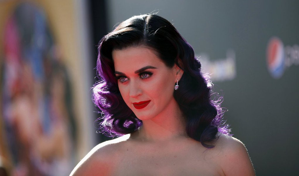 Billboard elege Katy Perry como a mulher do ano