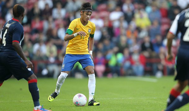 Contra a China, Brasil se reconcilia com a torcida